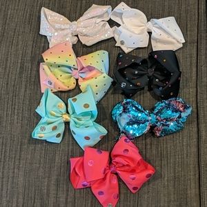 JoJo bows
